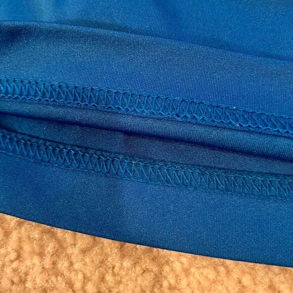 NIKE DRI-FIT SIZE MEDIUM SHIRT - Picture 8 of 9